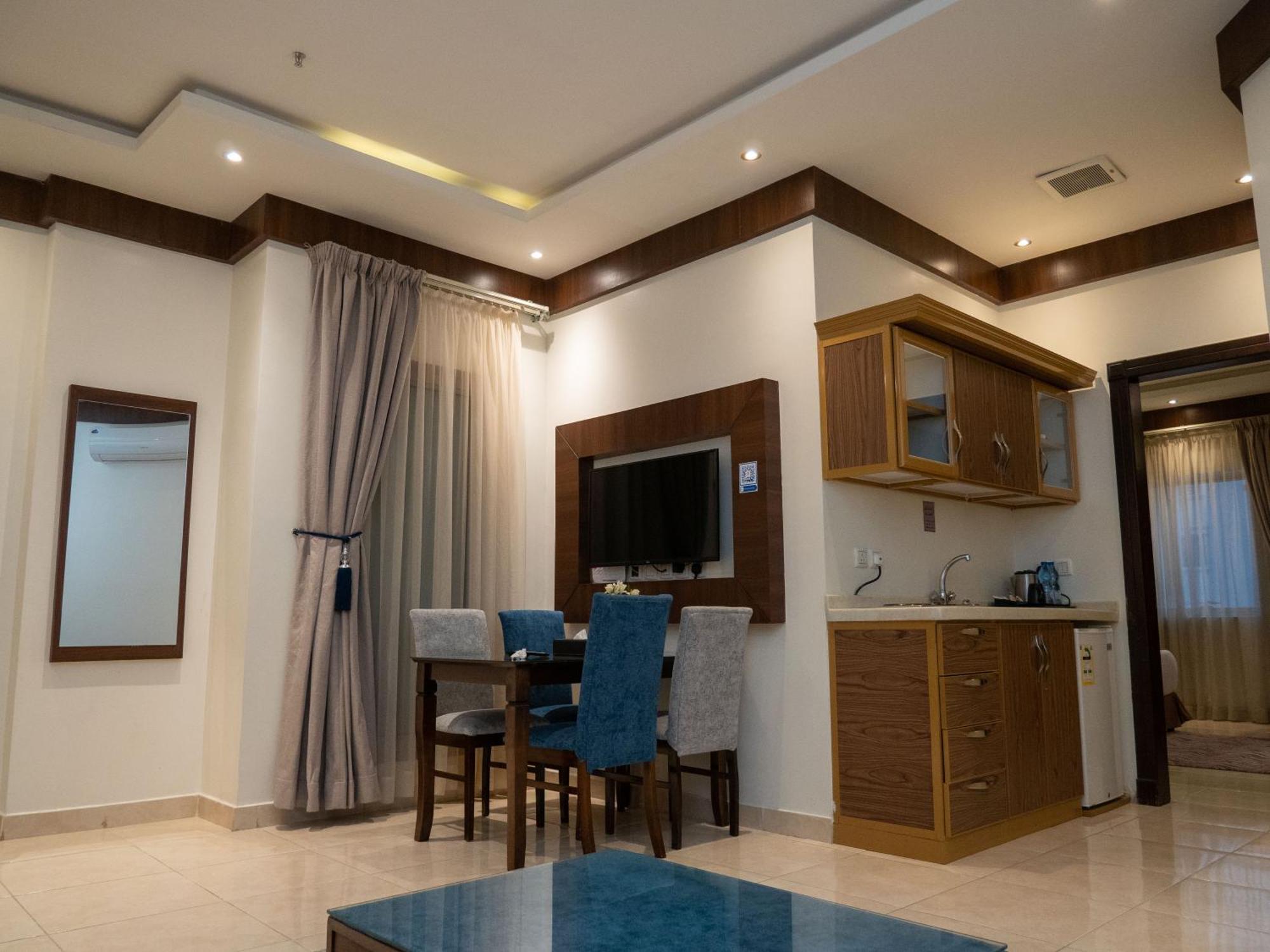 Innyar Hotel Рияд Екстериор снимка