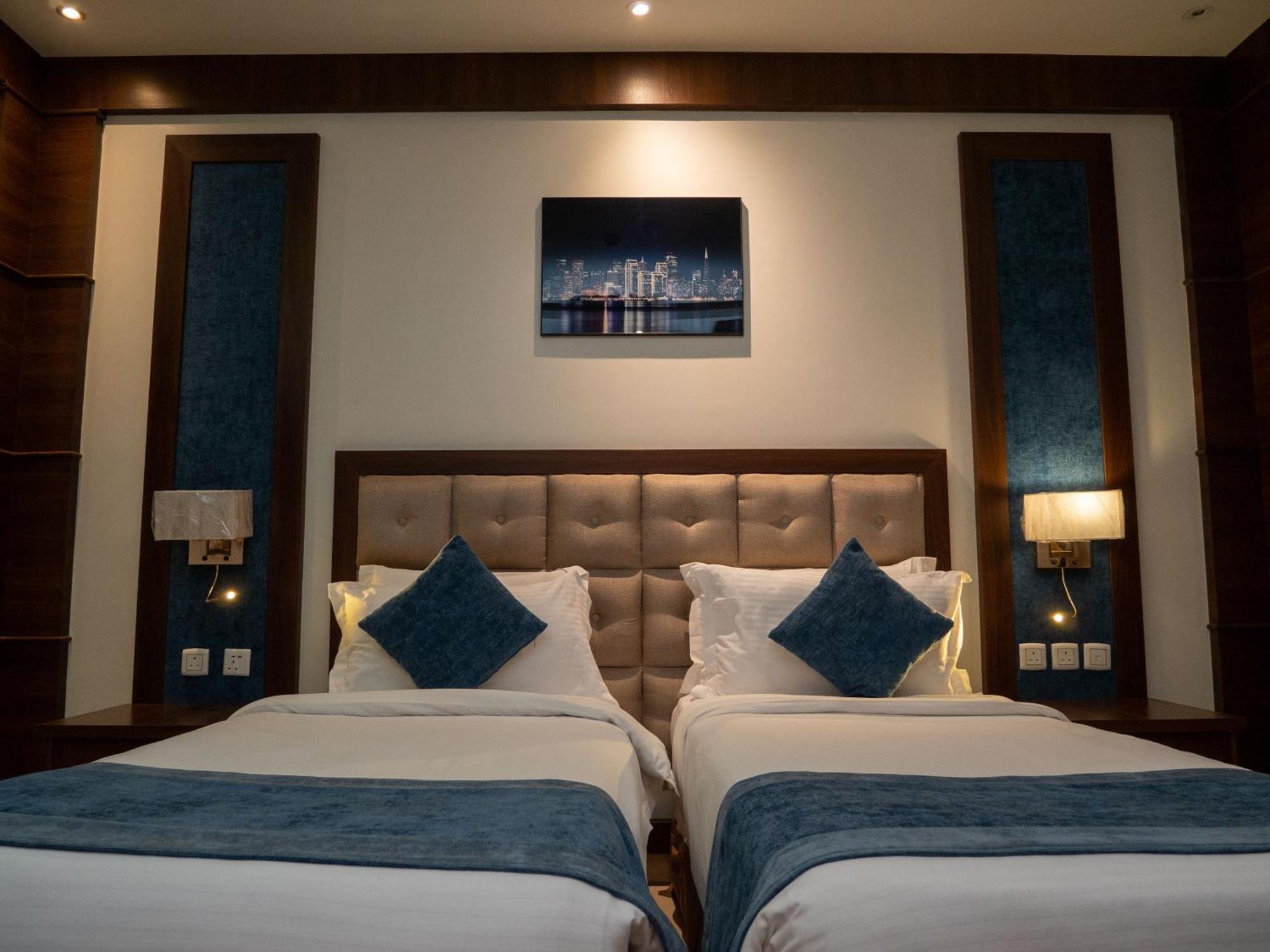 Innyar Hotel Рияд Екстериор снимка