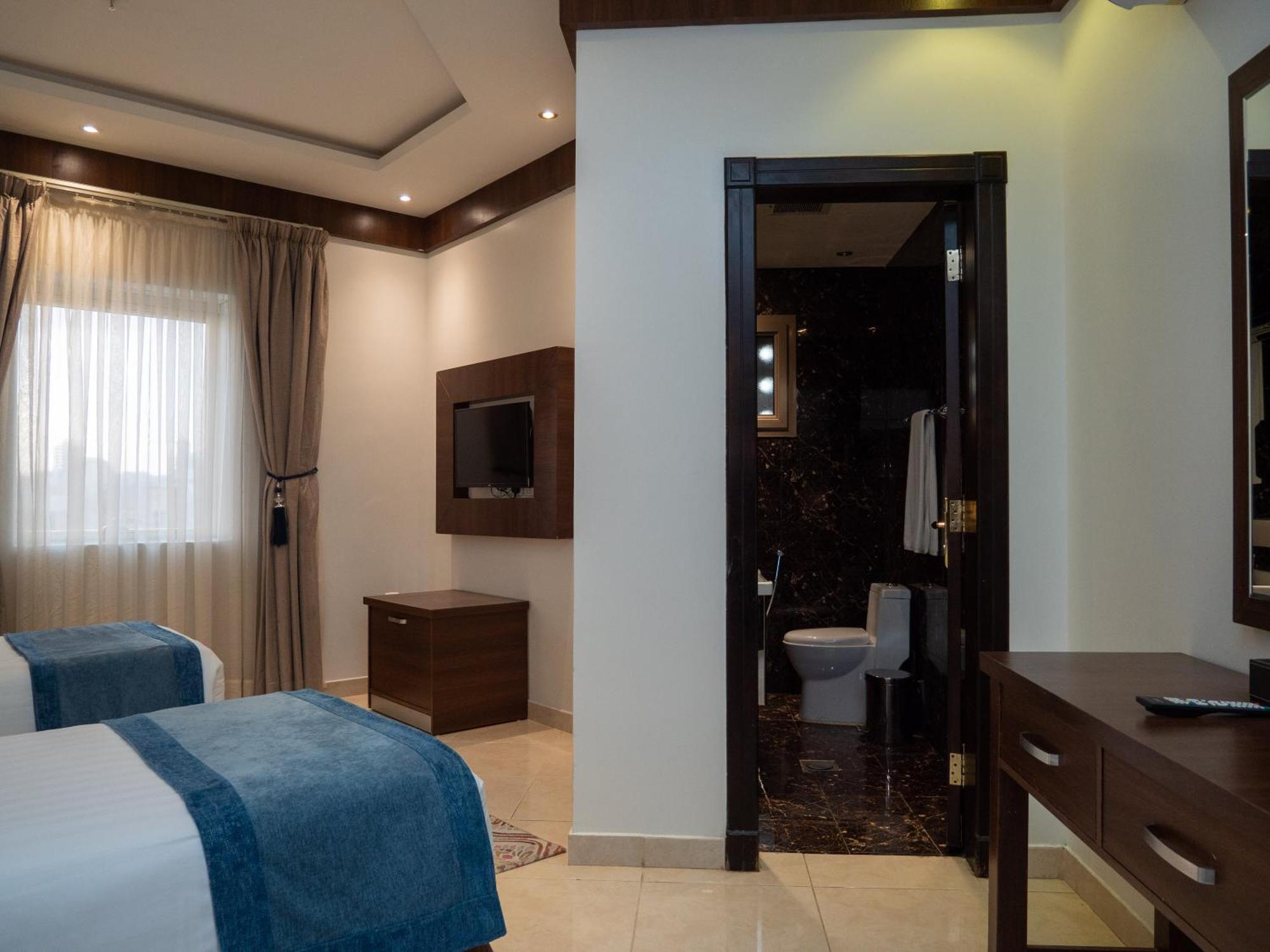 Innyar Hotel Рияд Екстериор снимка
