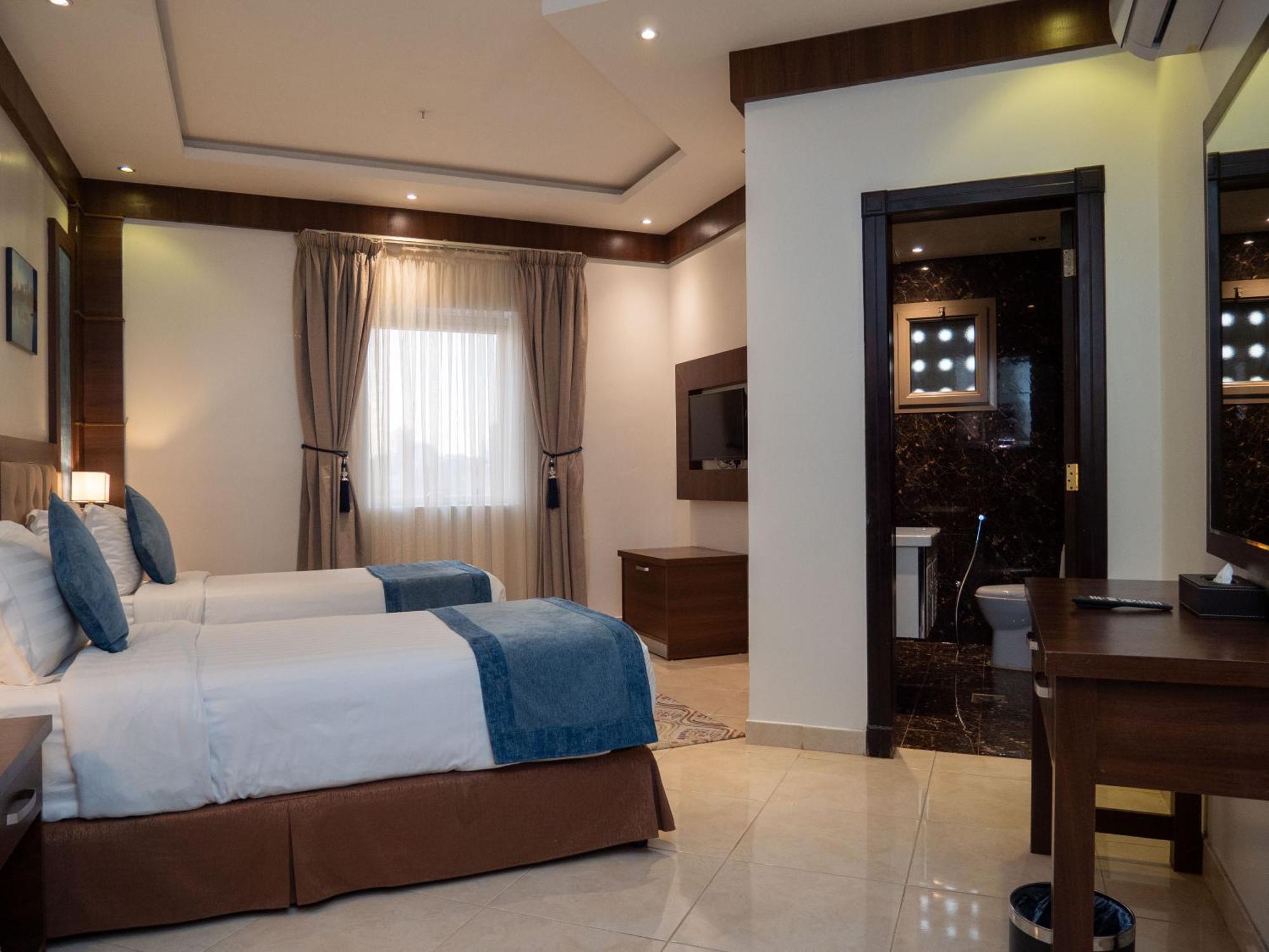 Innyar Hotel Рияд Екстериор снимка