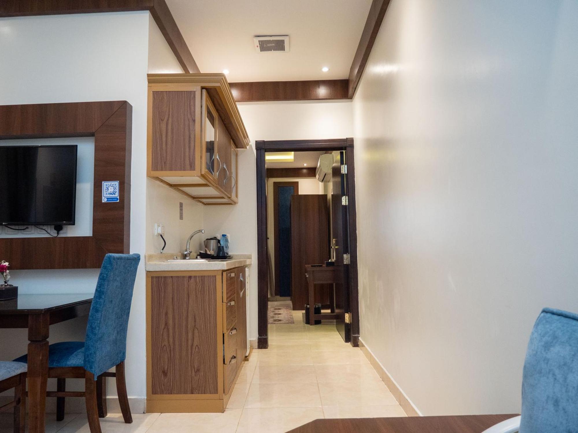 Innyar Hotel Рияд Екстериор снимка